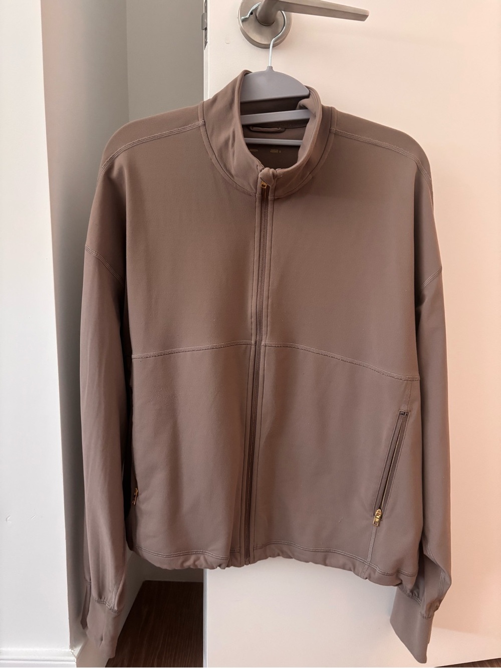 Like New Aritzia Golden LIFE RELAY RELAXED ZIP-UP Jacket in size S